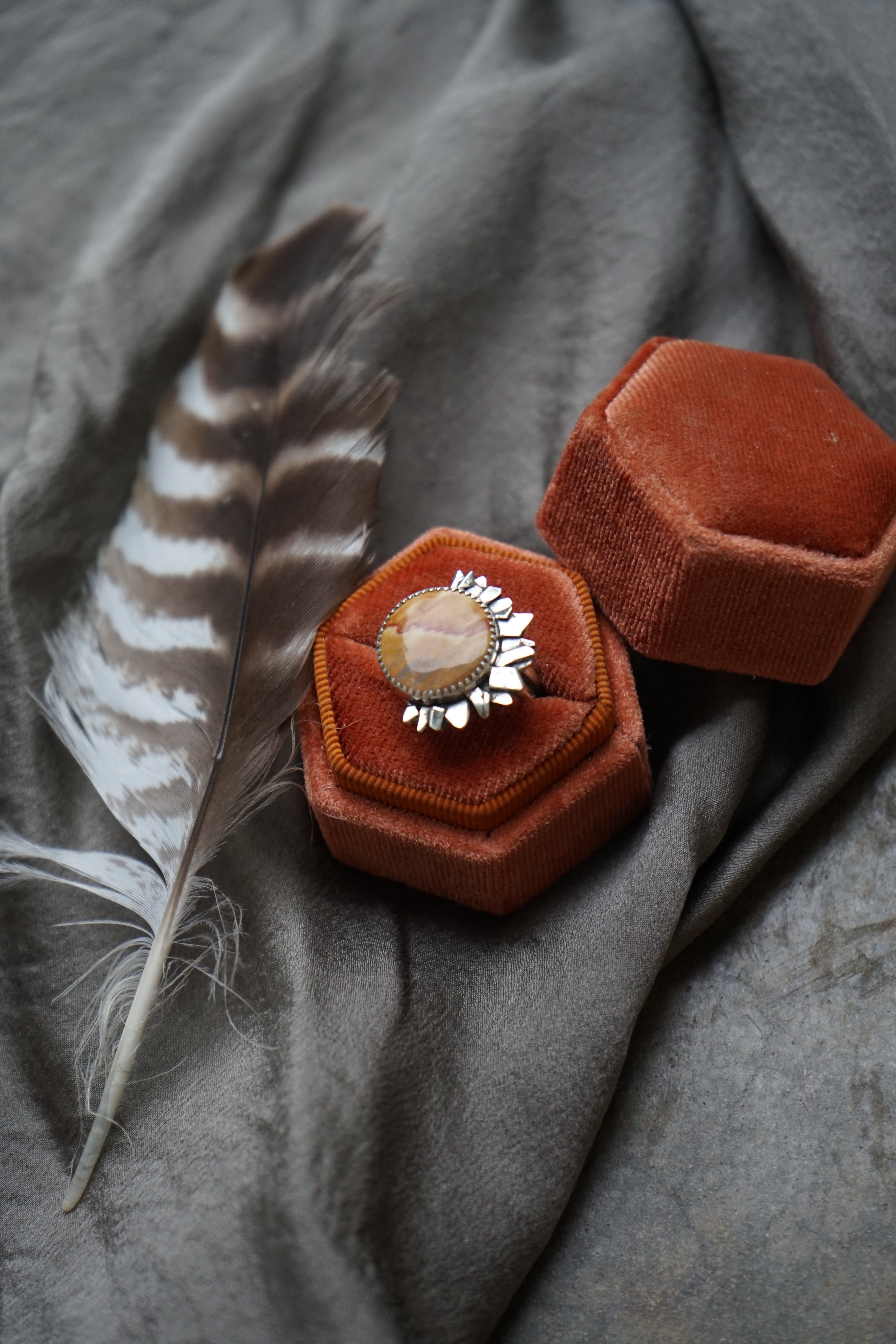 Hidden Valley Jasper Ring sz. 7