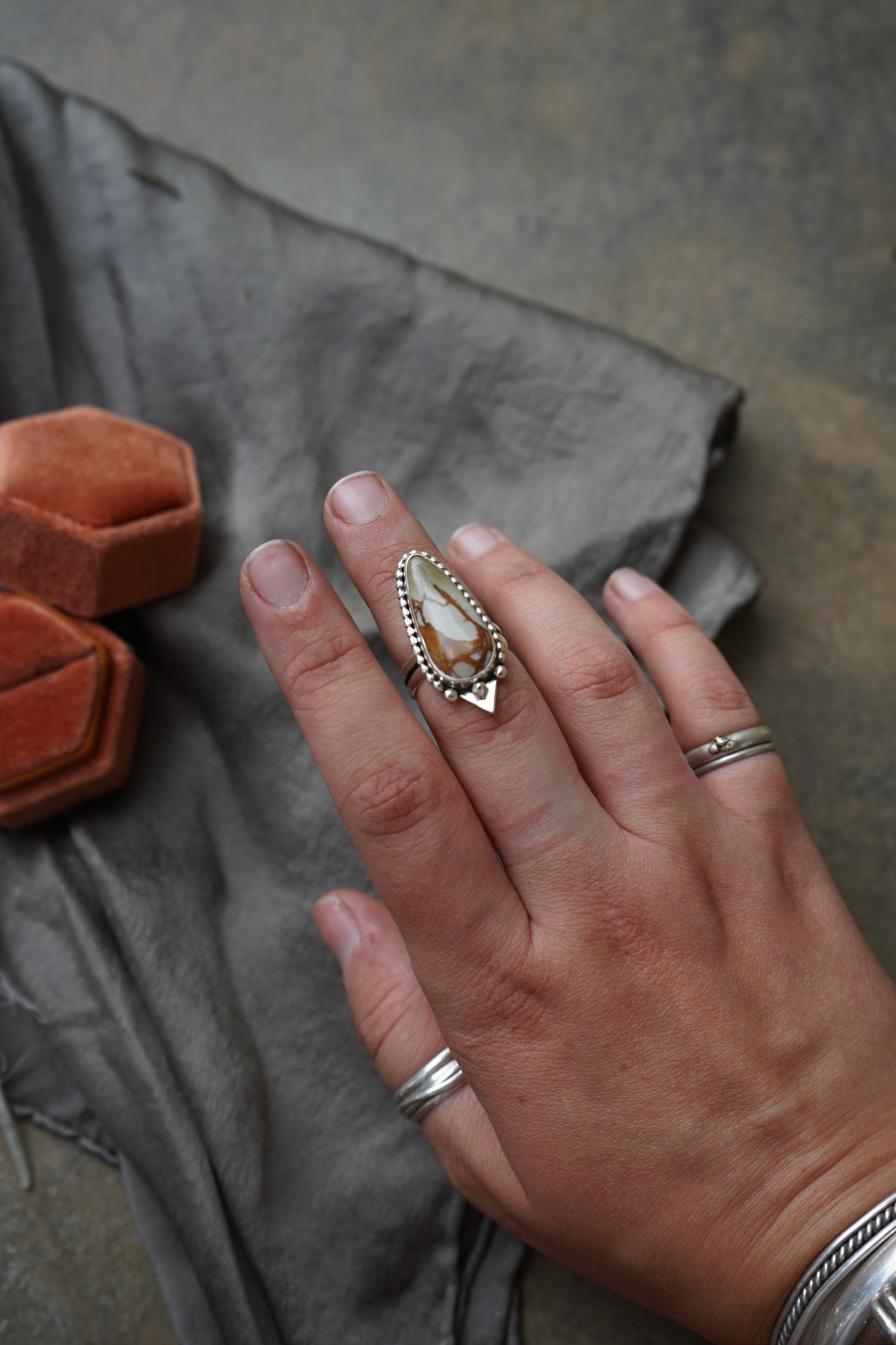 Desert Fire Jasper Ring sz. 6